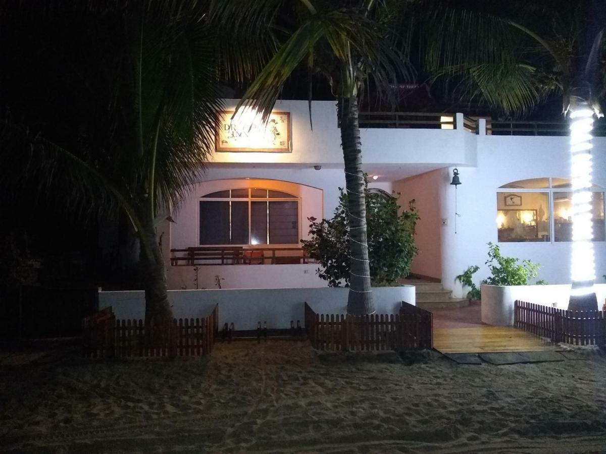 Drake Inn Puerto Villamil Esterno foto