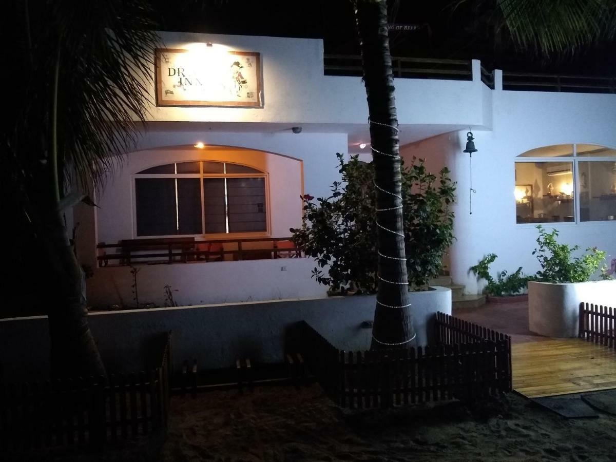 Drake Inn Puerto Villamil Esterno foto